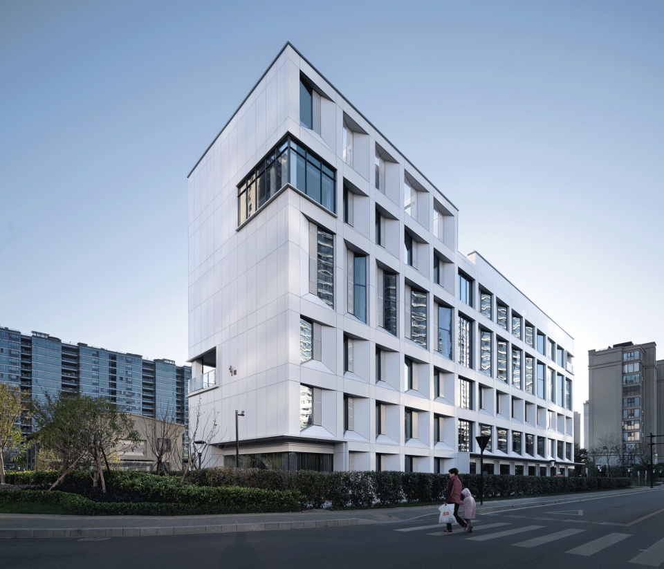 郑州专业厂房装建公司-厂房办公楼装建设计案例