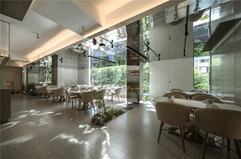 郑州无垠特色茶餐厅装建公司设计案例
