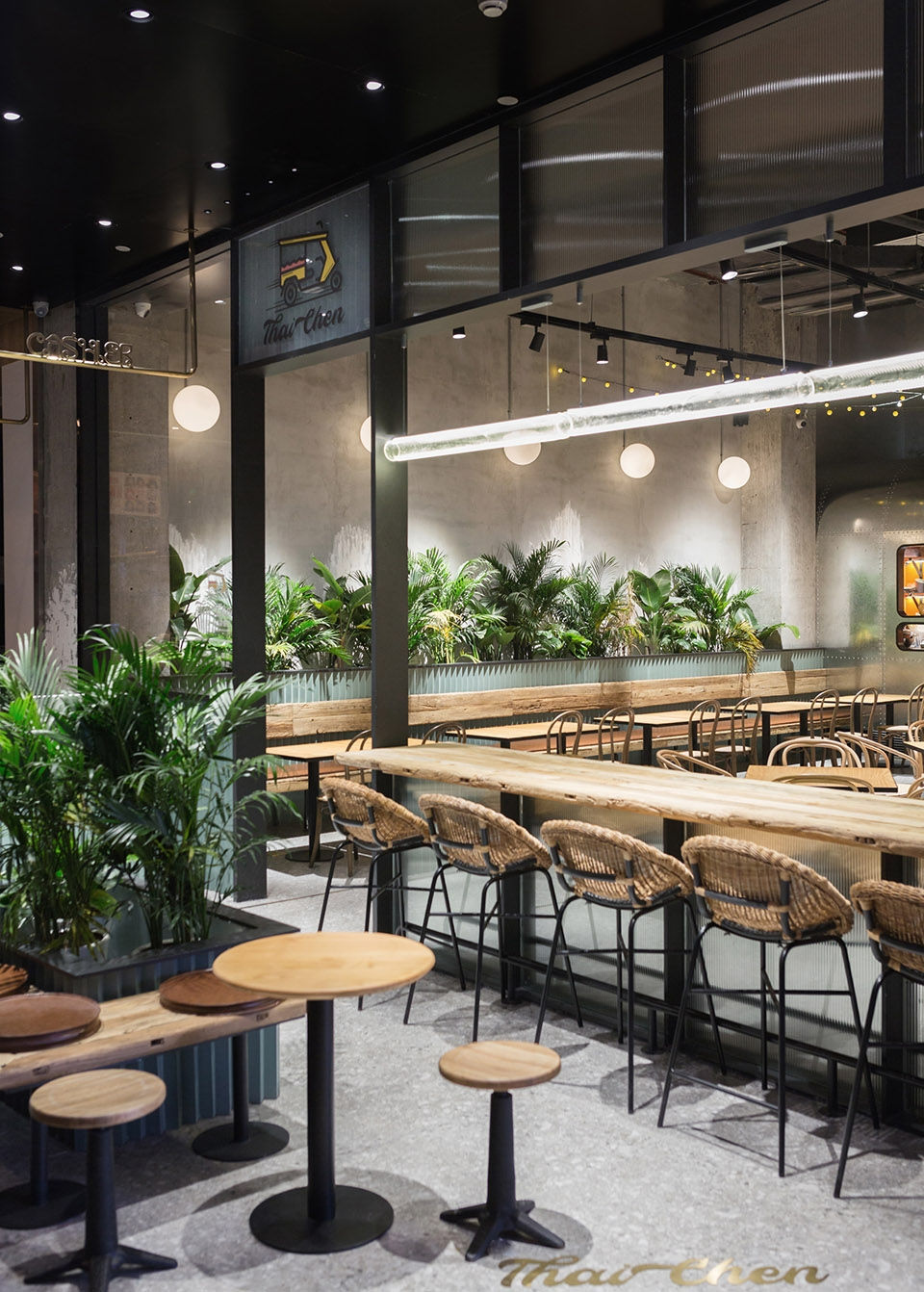 郑州Thai泰式茶餐厅装建公司设计案例