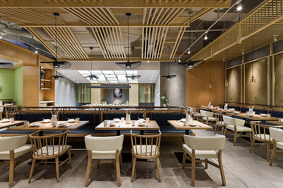 郑州卅卅红油串串店装建公司设计案例