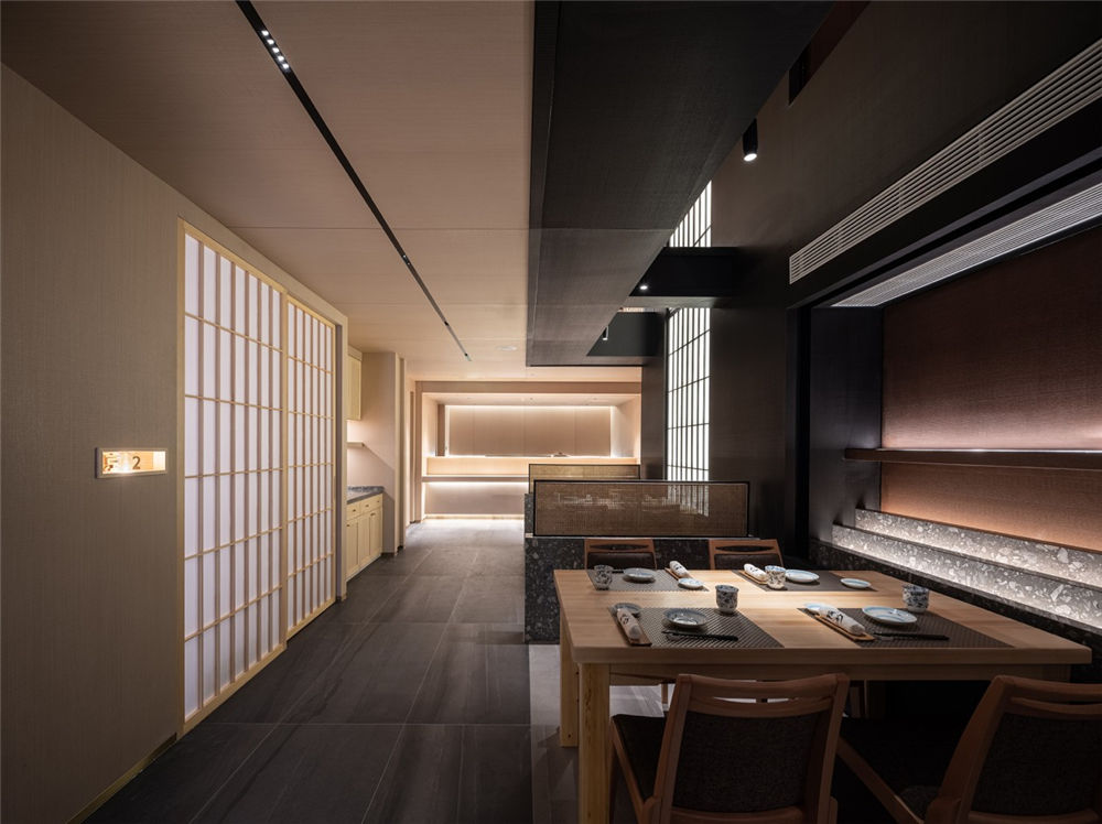 郑州隐竹日式操持餐厅装建公司设计案例