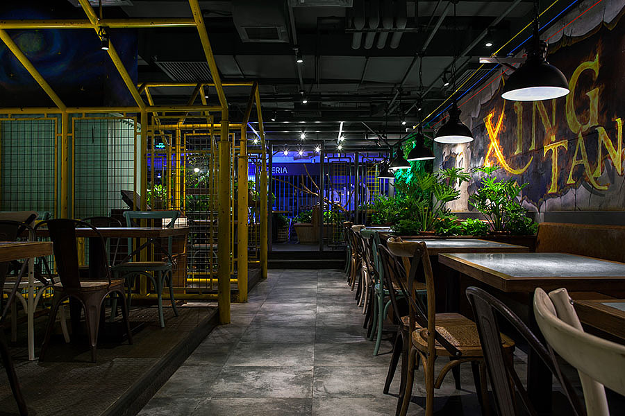 郑州星炭锅锅香烤鱼店装建公司设计案例