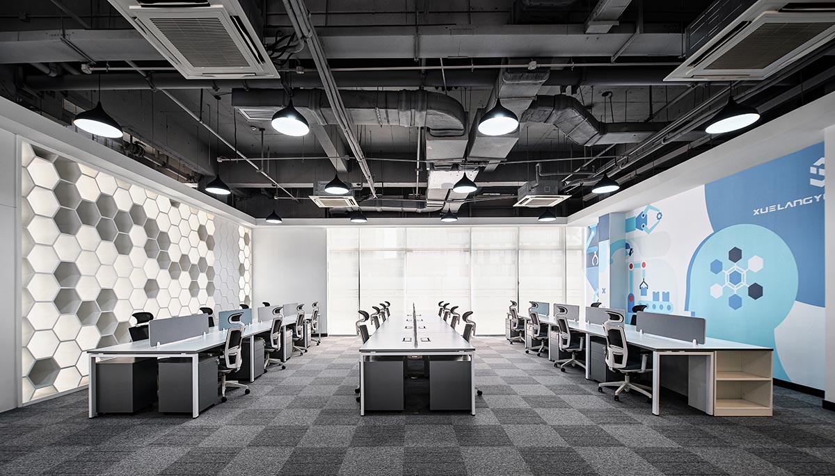 雪浪云科技公司现代极简风办公室装建设计案例(图4) 雪浪云科技公司现代极简风办公室装建设计案例(图4)