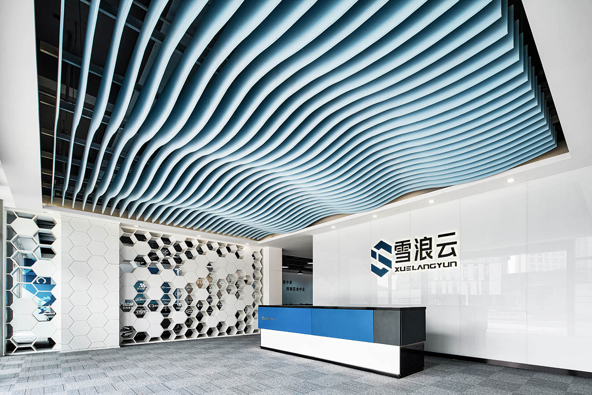 雪浪云科技公司现代极简风办公室装建设计案例(图2) 雪浪云科技公司现代极简风办公室装建设计案例(图2)