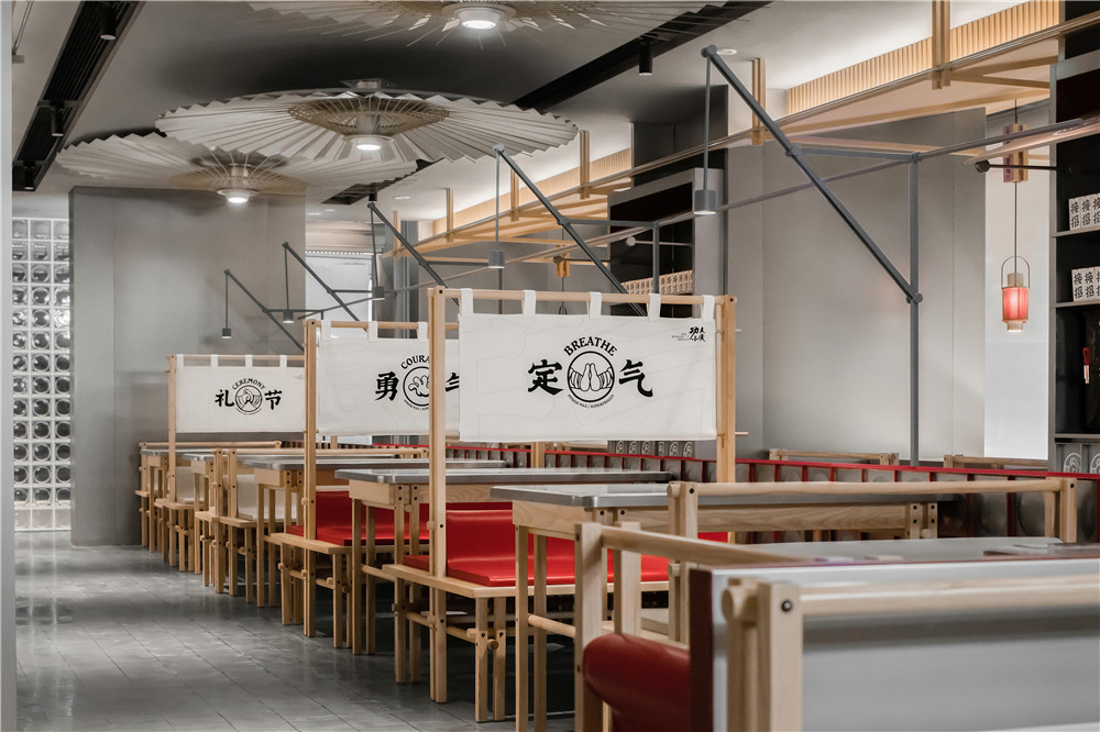 郑州牛蛙火锅店装建公司设计案例