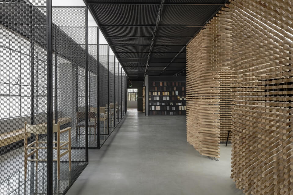 郑州办公空间设计公司器筑舍工作坊展厅装建案例(图5) szqzsgzf-11.jpg