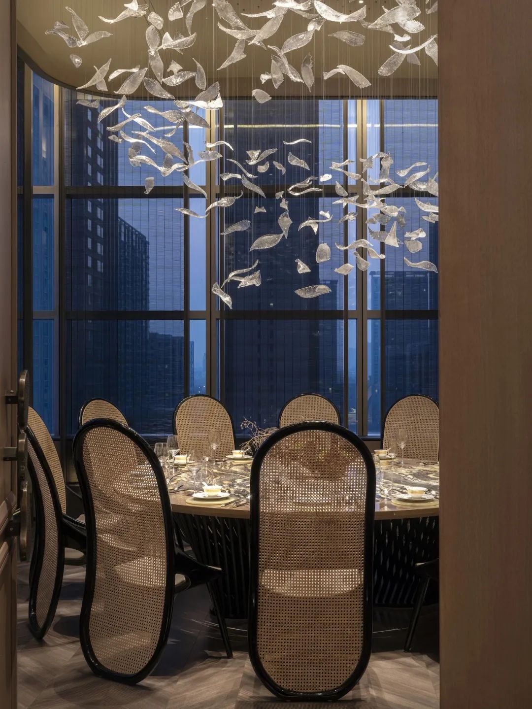 郑州中餐厅设计推荐璞玉高端餐饮装建规划(图9) 072600_62c8bd08a824a6648.jpg
