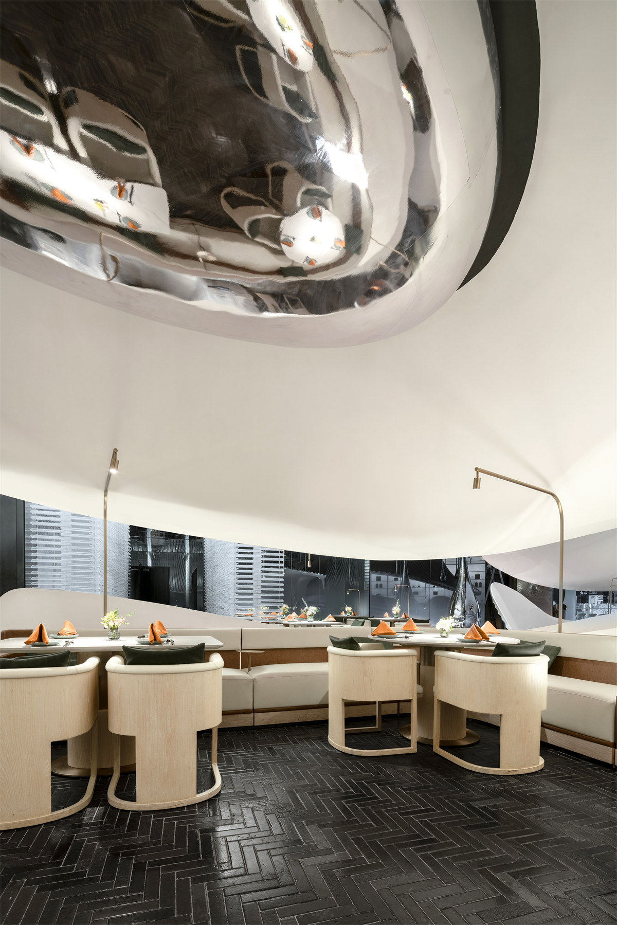 郑州餐饮装建公司推荐特色淮扬菜餐厅设计(图9) 郑州餐饮装建公司推荐特色淮扬菜餐厅设计(图9)