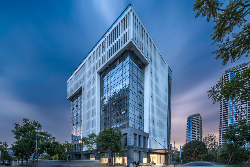 现代轻奢风食品公司办公楼装建设计规划(图1) 现代轻奢风食品公司办公楼装建设计规划(图1)