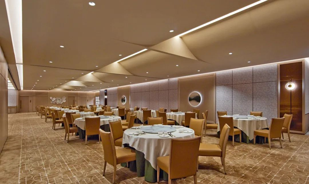 福临门轻奢风粤菜中餐厅装建设计规划(图4) 福临门轻奢风粤菜中餐厅装建设计规划(图4)