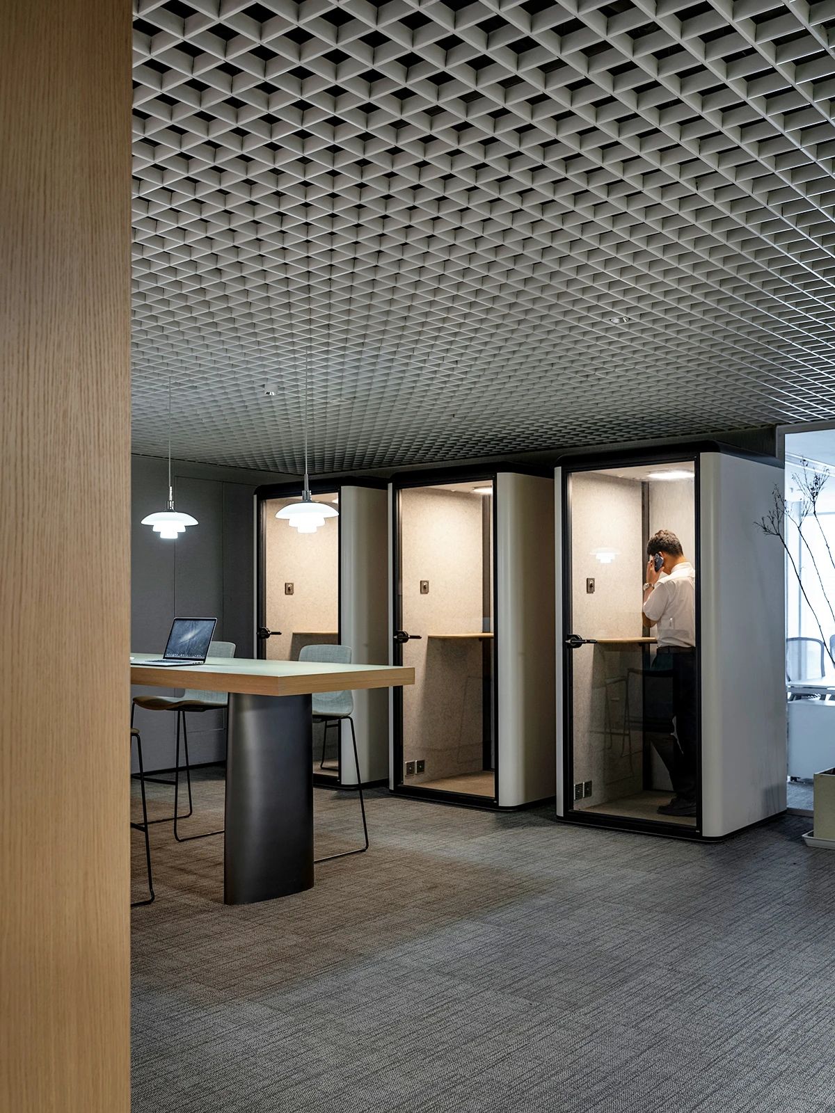 绿色盛开的上市公司社区型办公室装建设计案例(图13) 绿色盛开的上市公司社区型办公室装建设计案例(图13)