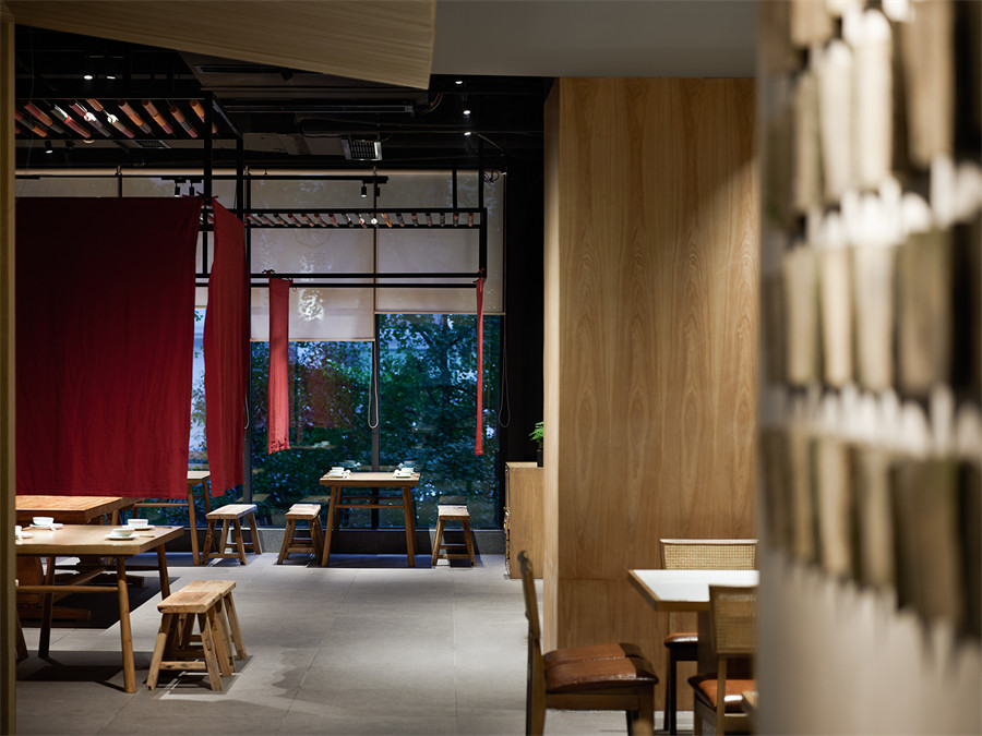 低造价成效佳 坐井百年江湖菜中餐厅装建设计规划(图7) 低造价成效佳 坐井百年江湖菜中餐厅装建设计规划(图7)