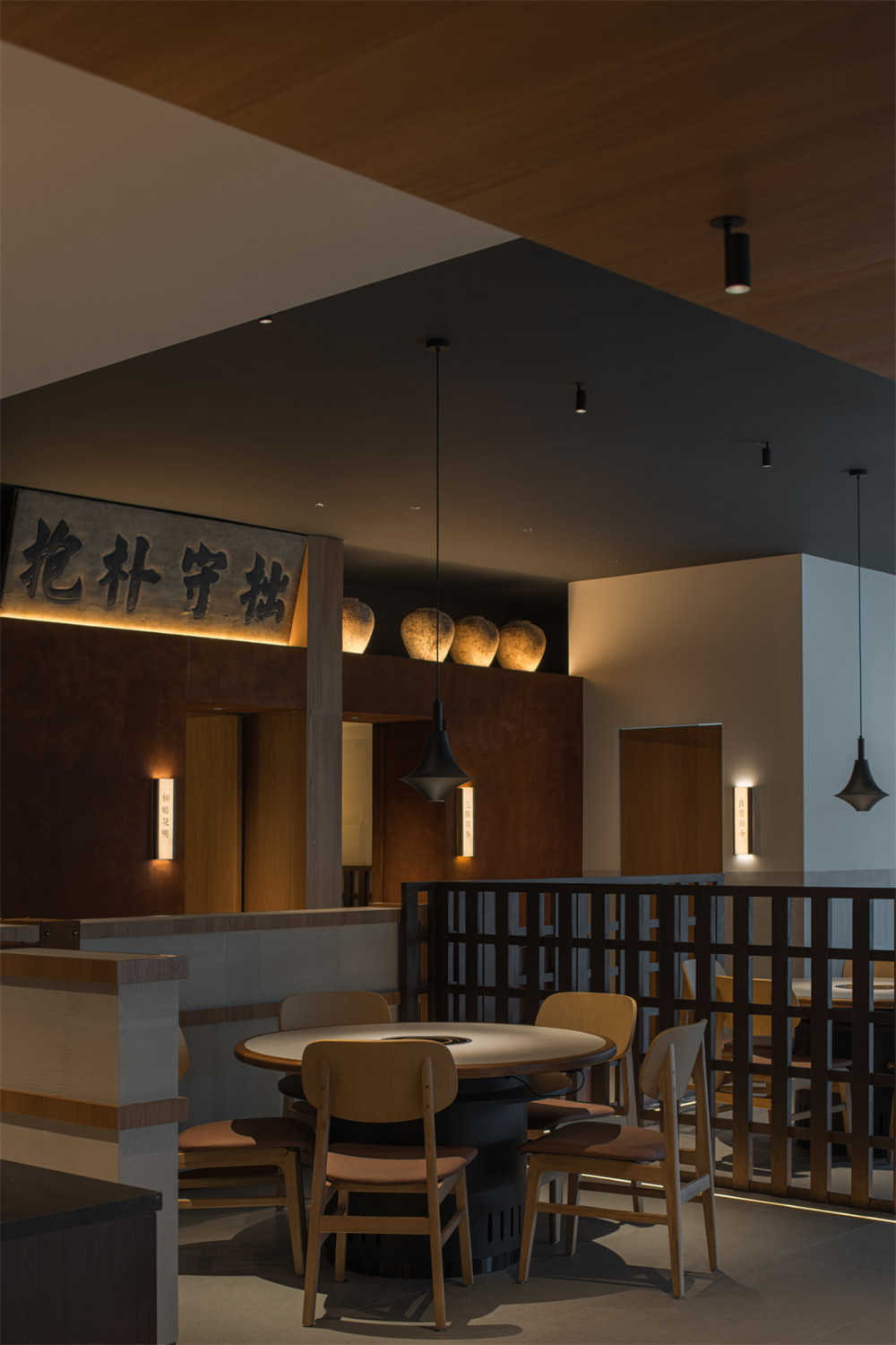 郑州餐饮设计推荐巧阿斗传统羊肉汤锅装建设计案例(图1)