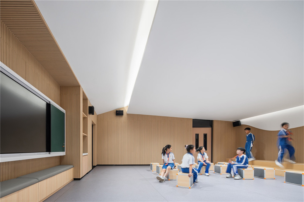 郑州BB贝博大推荐丽江南山长源幼学装建设计规划(图10)