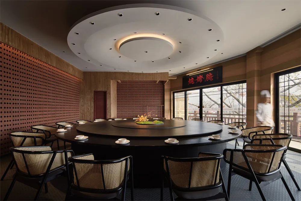 寻味烟火气  万州幼舅母子烤鱼餐厅装建设计(图9)