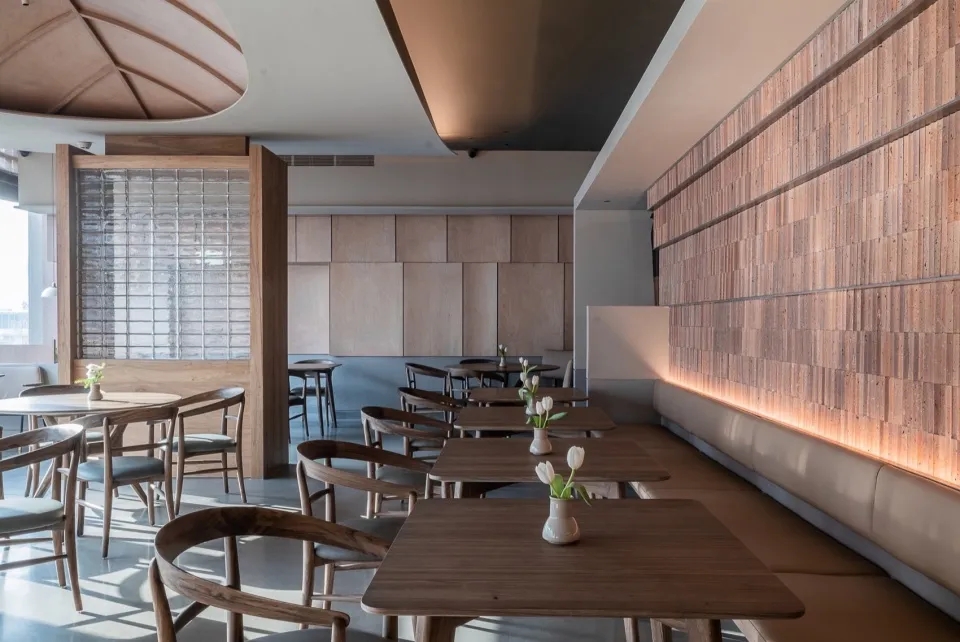 郑州BB贝博大推荐雁舍连锁餐饮店装建设计规划(图6) 郑州BB贝博大推荐雁舍连锁餐饮店装建设计规划(图6)
