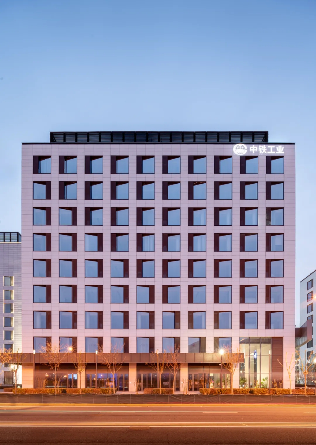 中铁工业新办公大楼装建设计(图1) 中铁工业新办公大楼装建设计(图1)