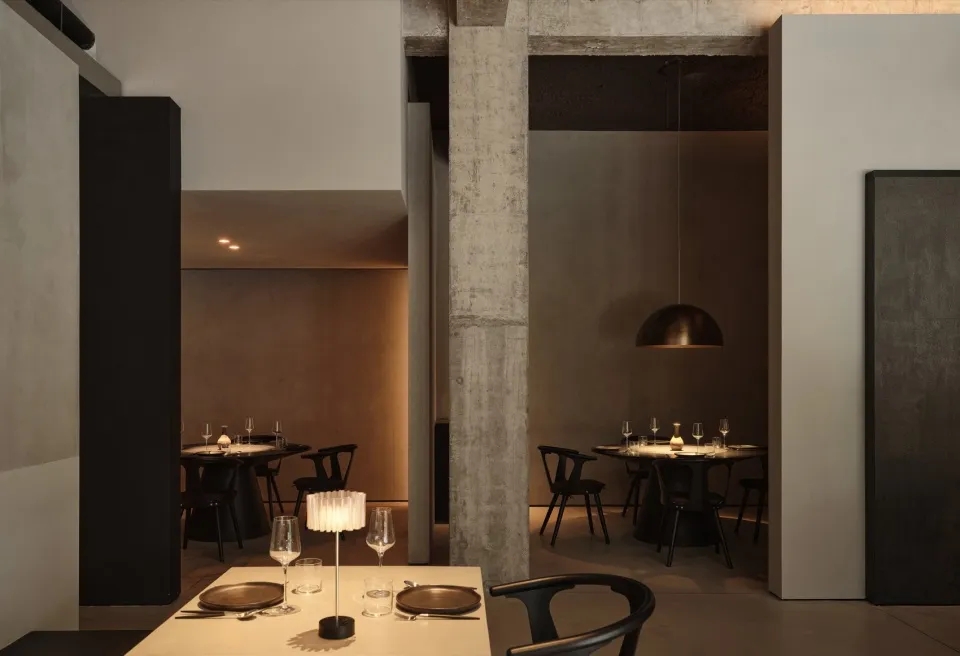 馐 · shy table 特色西餐厅装建设计规划(图2) 馐 · shy table 特色西餐厅装建设计规划(图2)