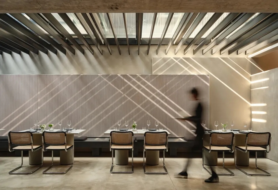 馐 · shy table 特色西餐厅装建设计规划(图9) 馐 · shy table 特色西餐厅装建设计规划(图9)