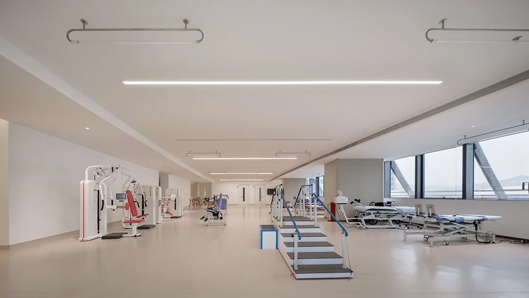 横琴结合性命科学总部综合办公楼装建设计(图15) 横琴结合性命科学总部综合办公楼装建设计(图15)