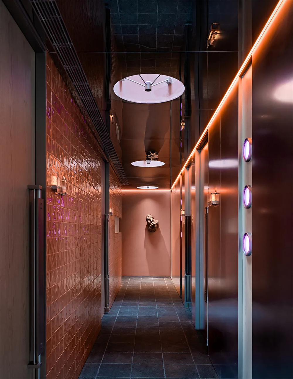 吸引年轻人的唯一味烤鱼餐厅装建设计案例(图8)