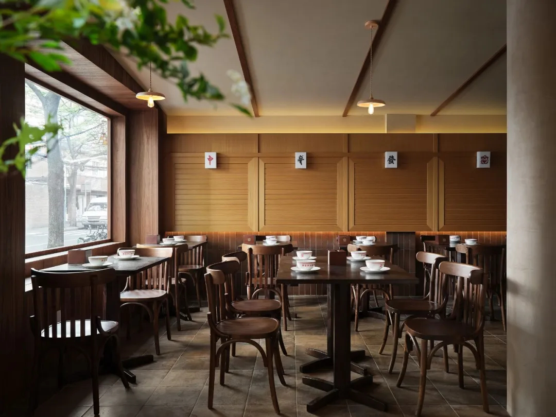 郑州BB贝博大推荐辣富友川菜馆社区店装建设计案例(图5) 郑州BB贝博大推荐辣富友川菜馆社区店装建设计案例(图5)
