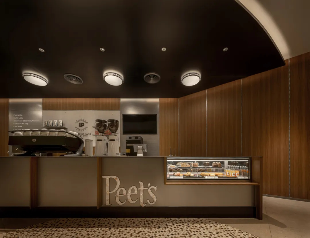海港文化复古风情 Peets皮爷咖啡店装建设计(图6) 海港文化复古风情 Peets皮爷咖啡店装建设计(图6)